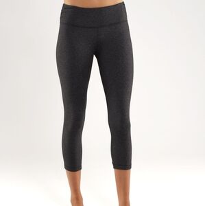 lululemon athletica Leggings 19" Size 4